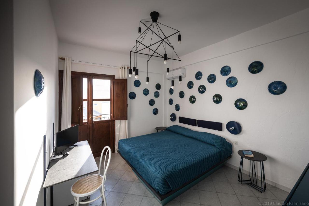 לינוסה Hotel Pelaghea מראה חיצוני תמונה